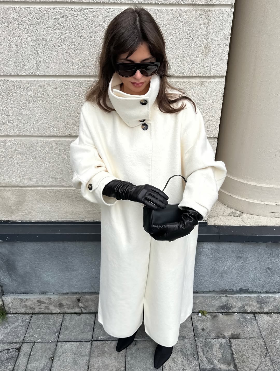 Lizzy Trenchcoat