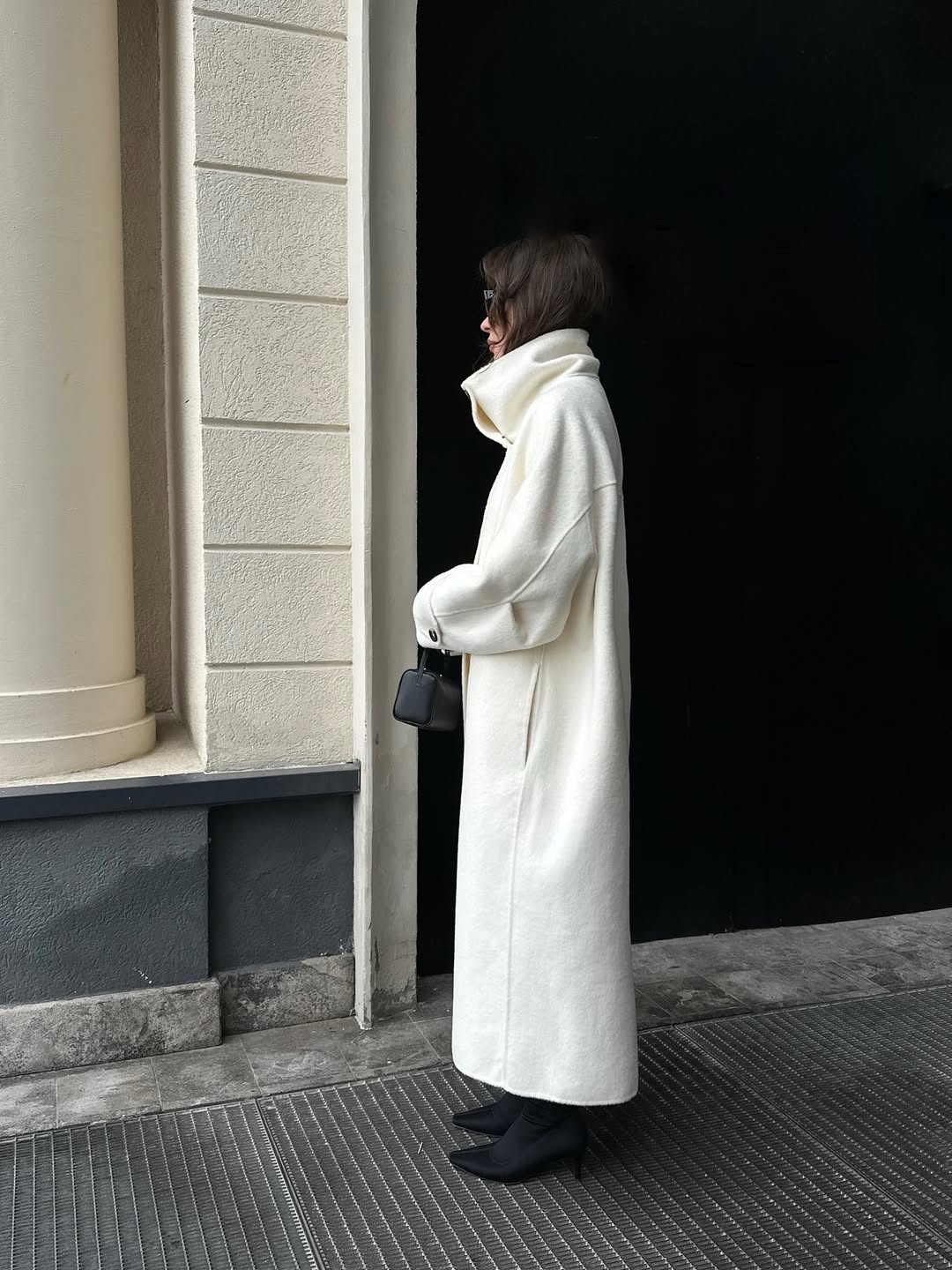 Lizzy Trenchcoat