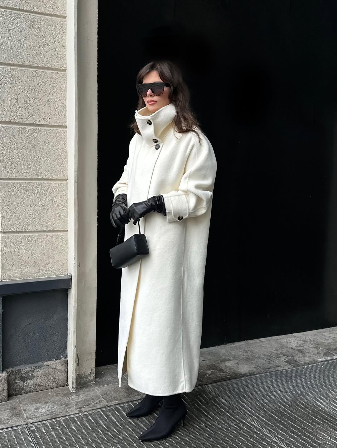 Lizzy Trenchcoat