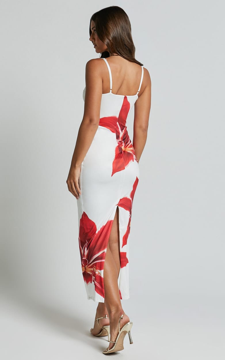 WHITE FLORAL MAXI DRESS