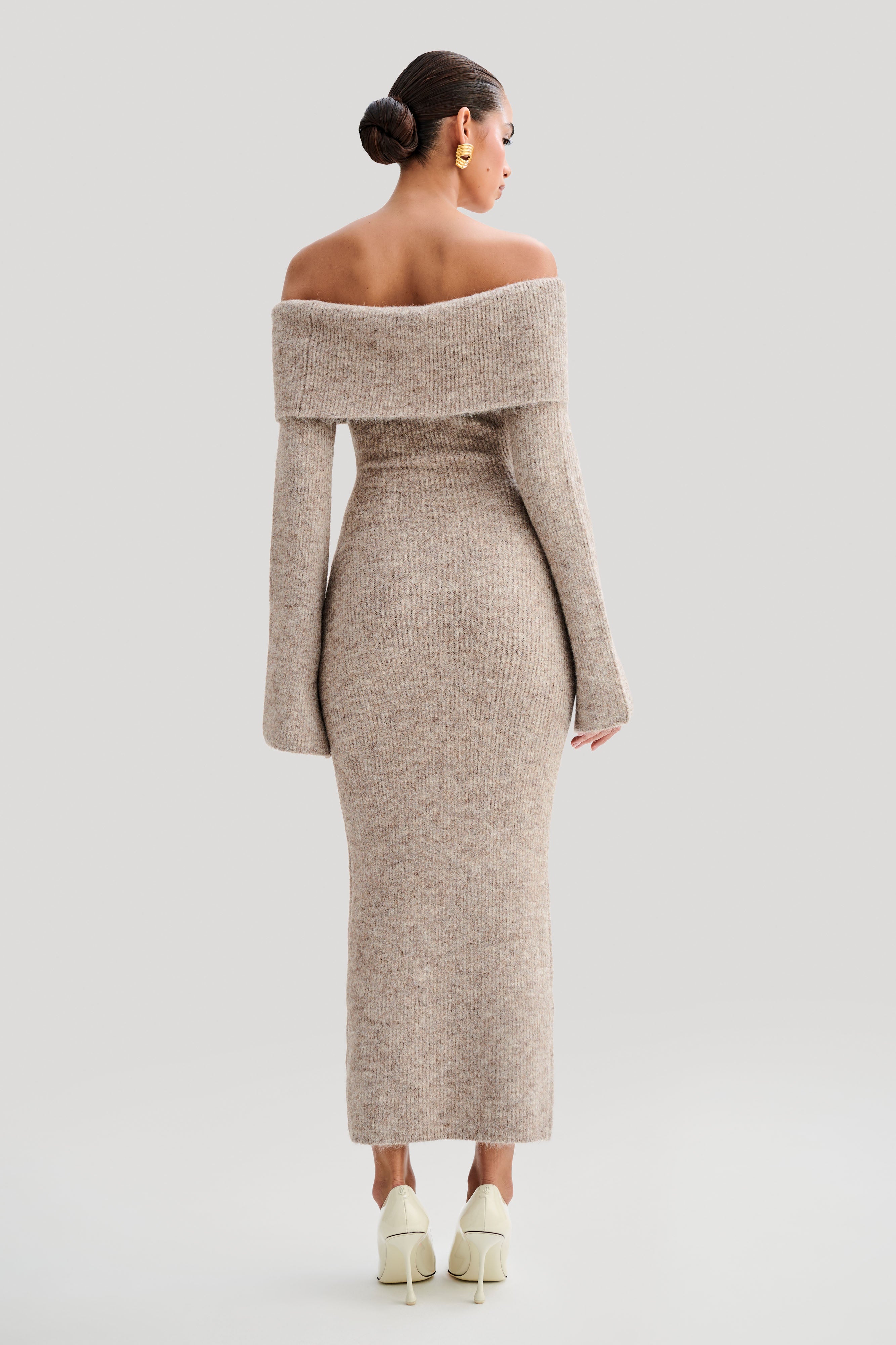 BEIGE KNIT MAXI DRESS